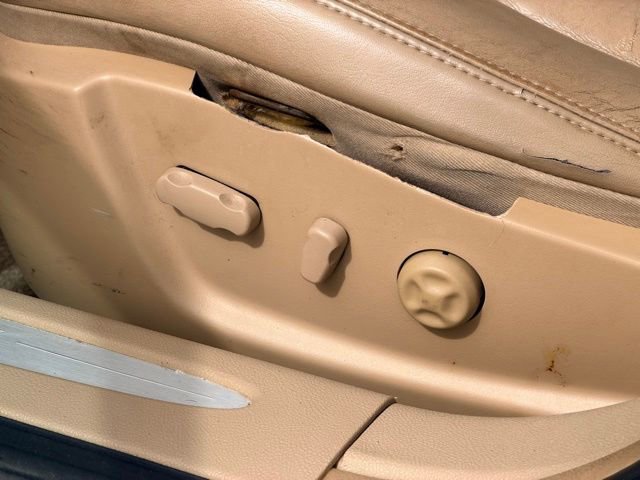 Used 2007 Buick Lucerne CXL w/ Luxury Package FWD image 6