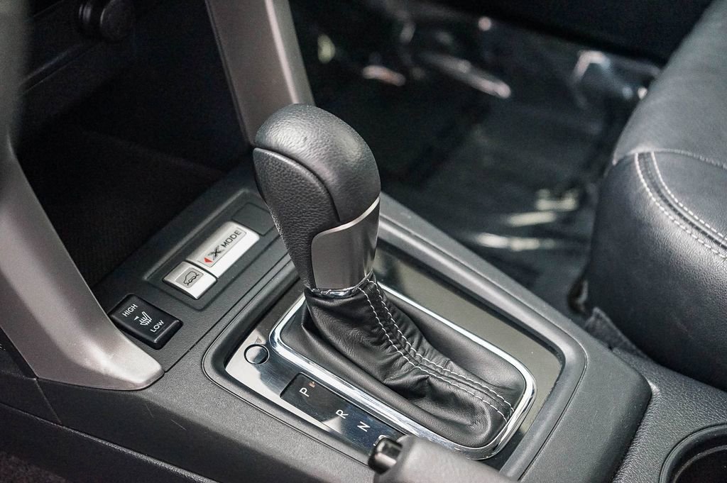 Used 2016 Subaru Forester 2.5i Touring w/ Eyesight & Navigation System image 19