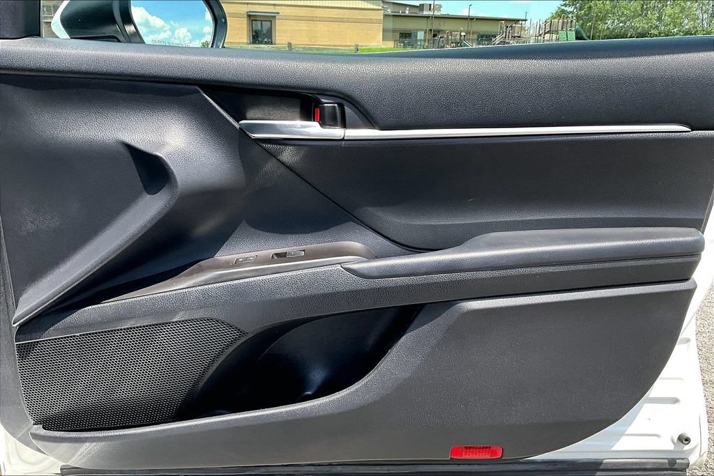 Used 2021 Toyota Camry LE w/ Protection Package (Q2) (TMS) FWD image 23
