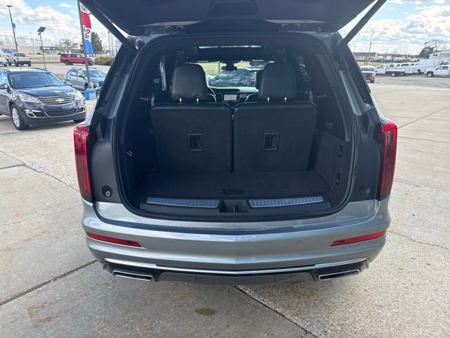 Used 2025 Cadillac XT6 Premium Luxury image 35