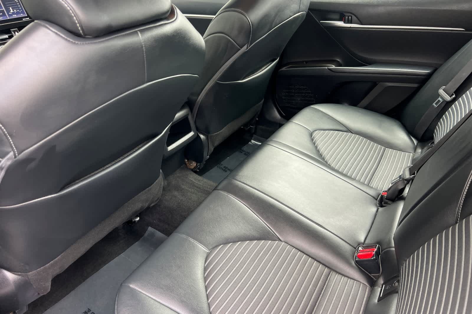 Certified 2022 Toyota Camry SE FWD image 4