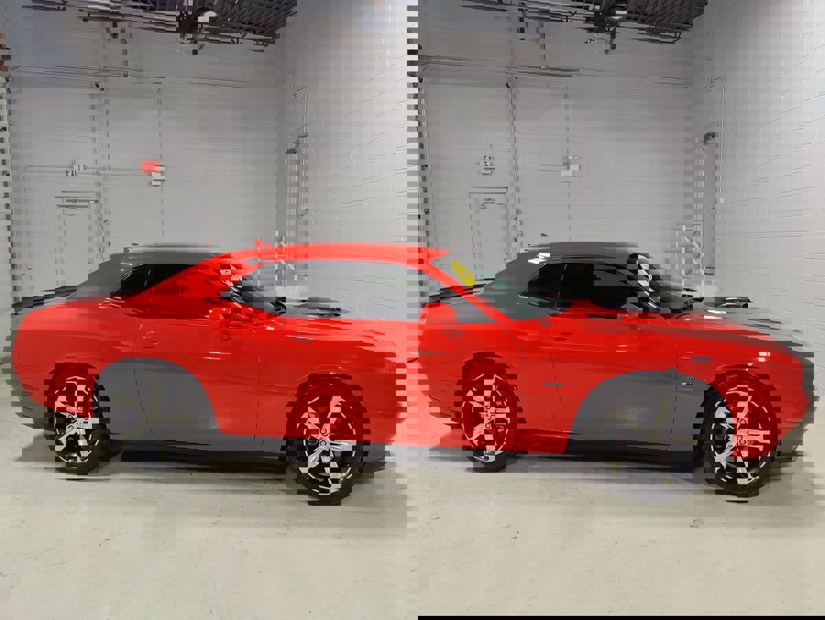 Used 2015 Dodge Challenger R/T Plus image 5