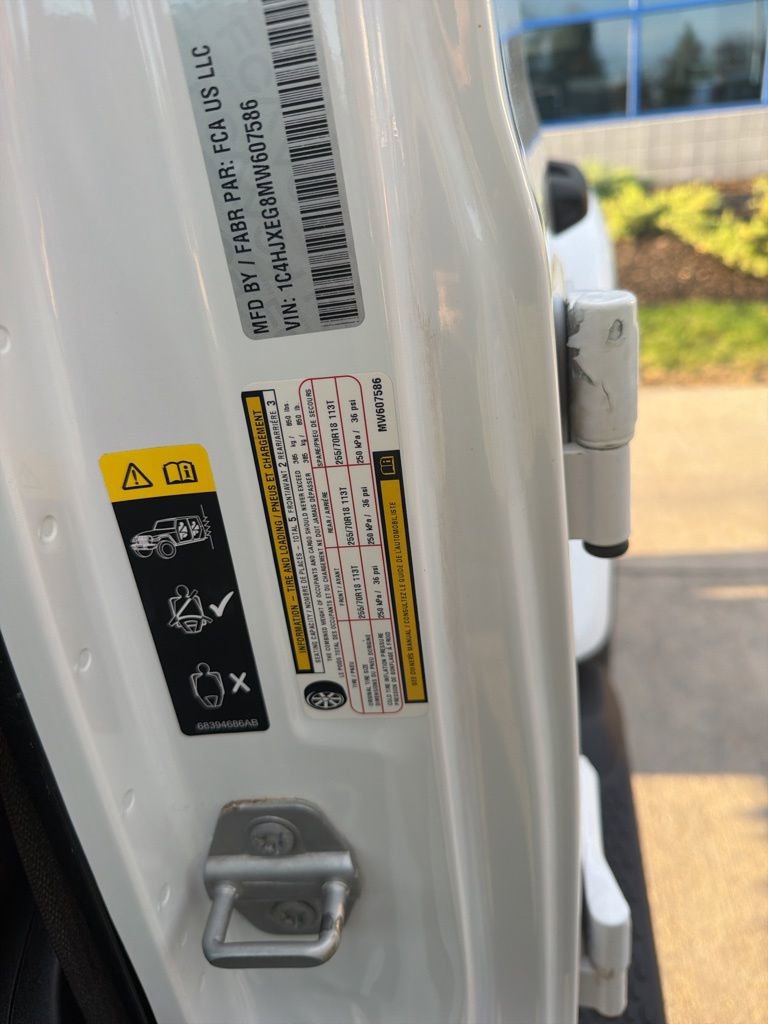 Used 2021 Jeep Wrangler Unlimited Sahara w/ Dual Top Group image 51