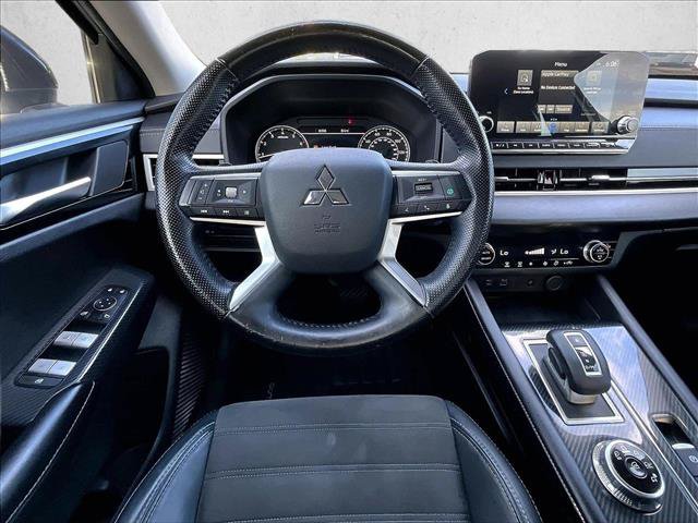 Used 2022 Mitsubishi Outlander SE FWD image 7