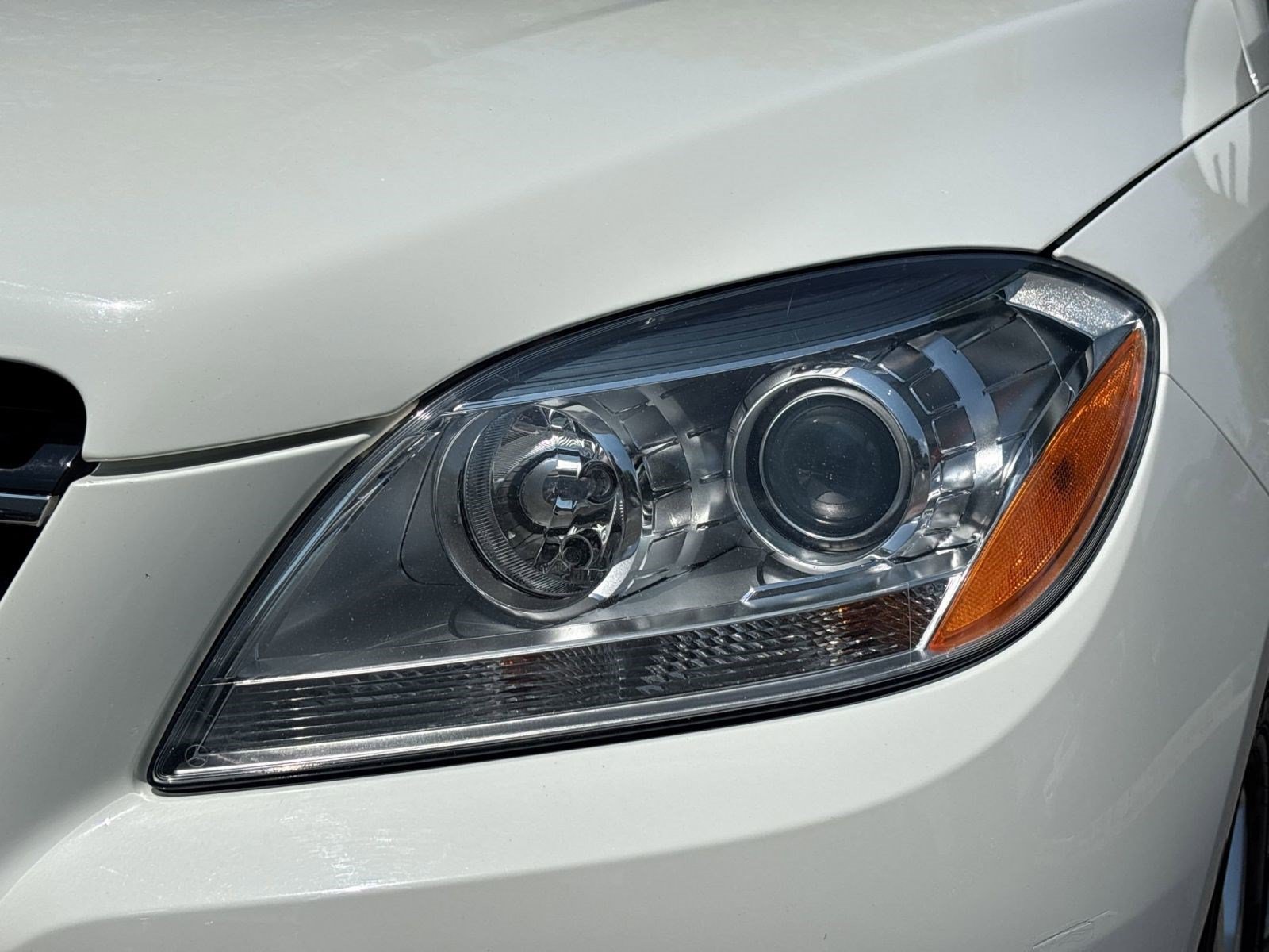 Used 2012 Mercedes-Benz ML 350 BlueTEC 4MATIC image 9