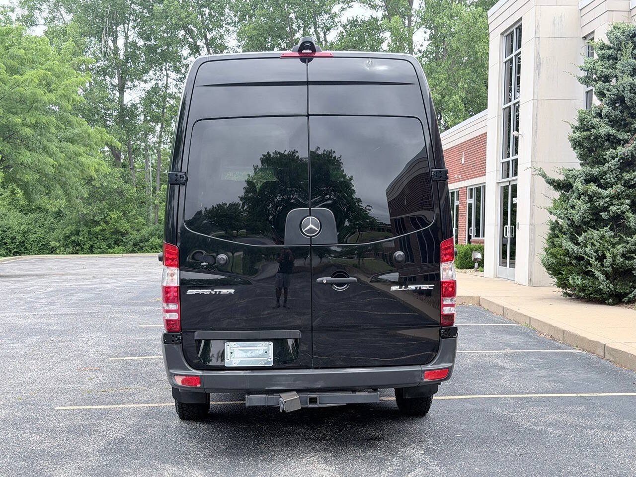 Used 2014 Mercedes-Benz Sprinter 2500 image 4