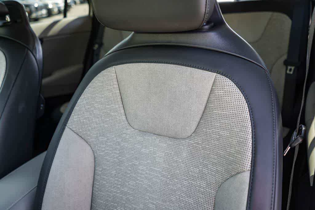 Used 2024 Kia Niro Wave w/ Wave Preserve Package FWD image 26