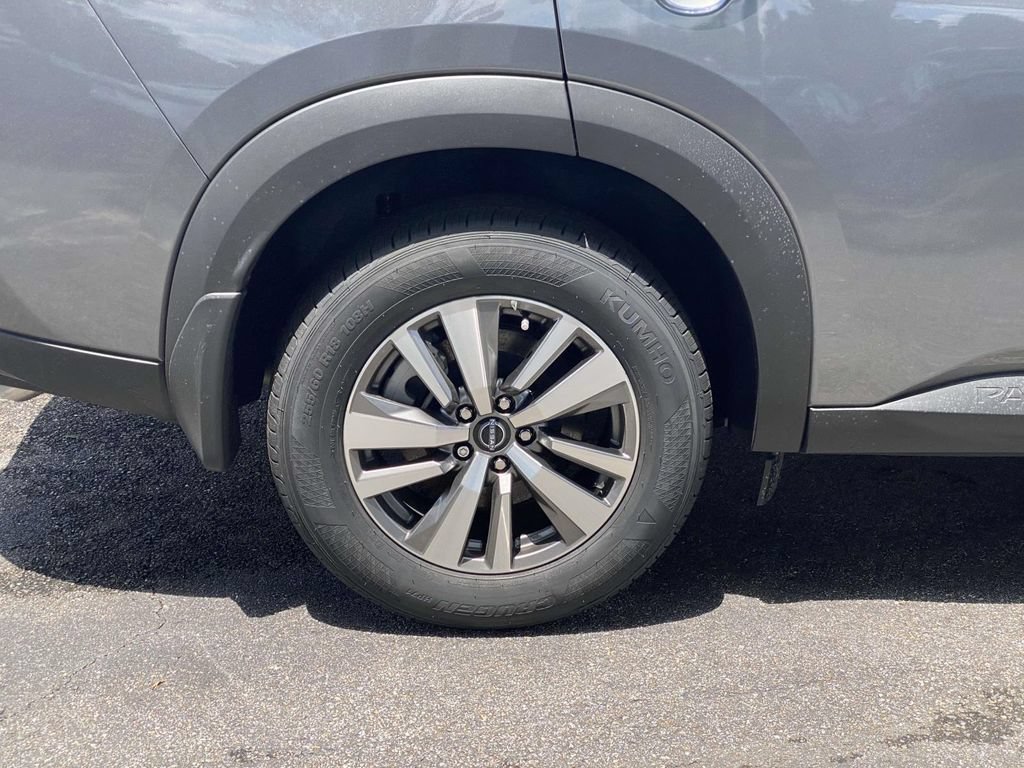New 2026 Nissan Pathfinder SL FWD image 7