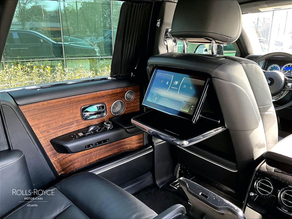 Used 2020 Rolls-Royce Phantom Sedan RWD image 35