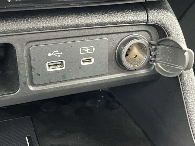 Used 2025 Honda Pilot Touring image 41