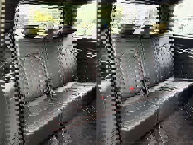 Used 2021 Ford Expedition Limited image 34