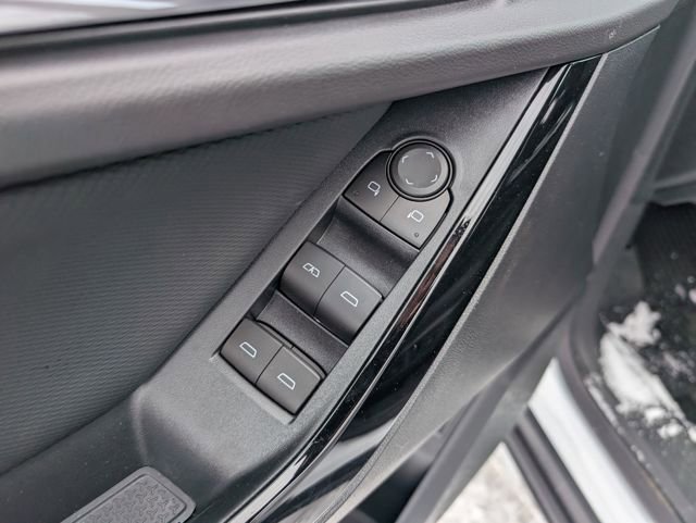 New 2026 Chevrolet Equinox LT w/ Convenience Package II image 15