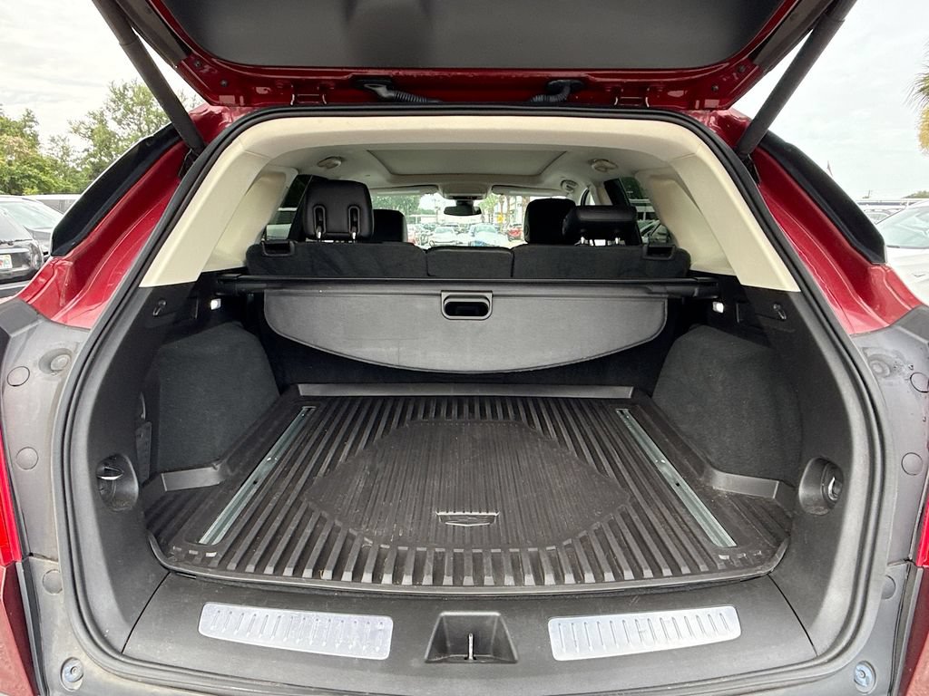 Used 2018 Cadillac XT5 Premium Luxury FWD image 12