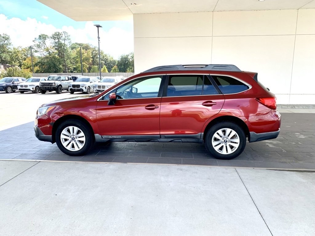 Used 2017 Subaru Outback 2.5i Premium image 8