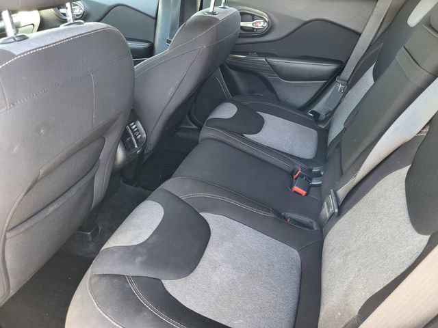 Used 2017 Jeep Cherokee Sport w/ Trailer Tow Group AWD/4WD image 20