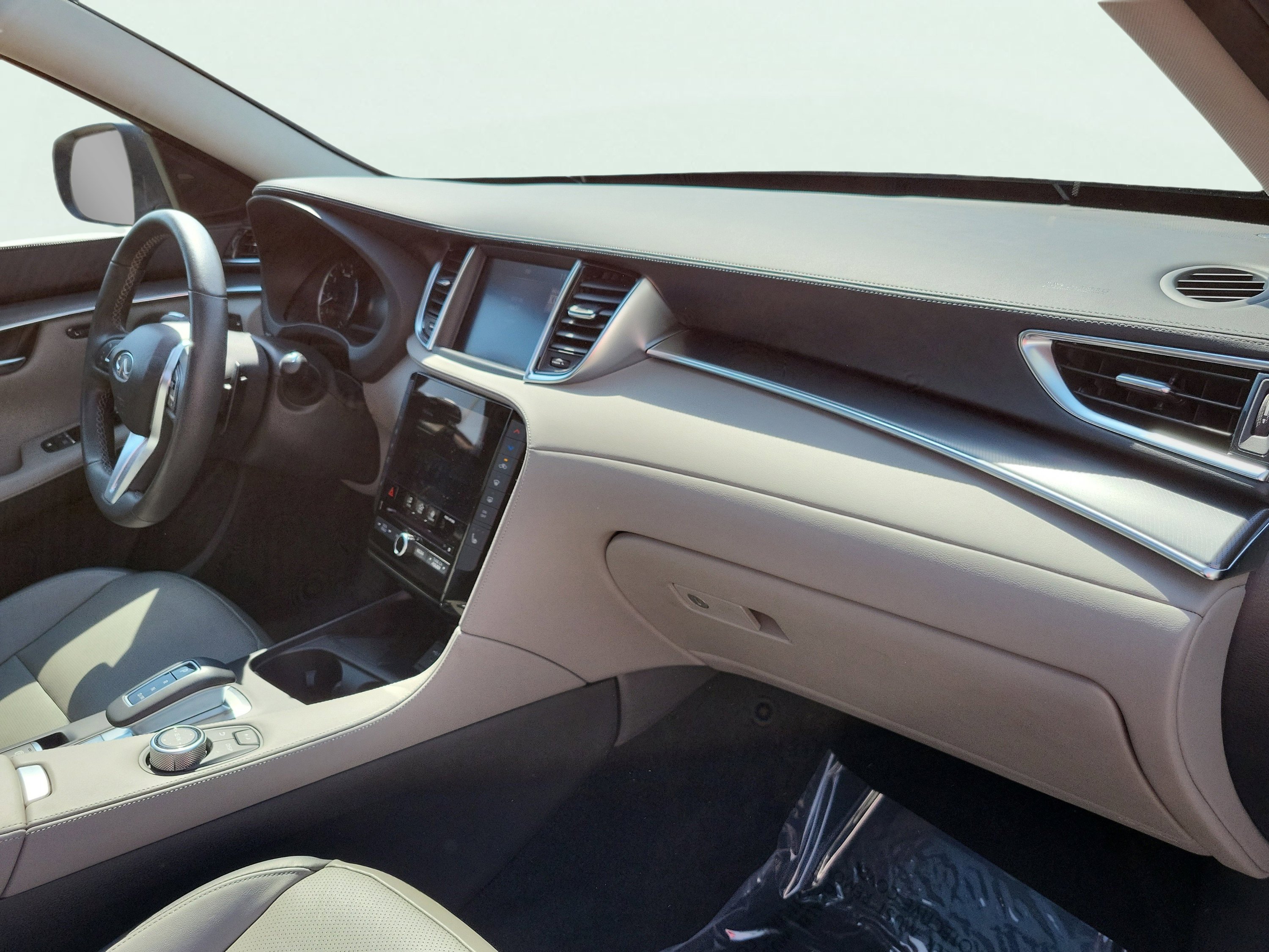 Used 2024 INFINITI QX50 Luxe image 21