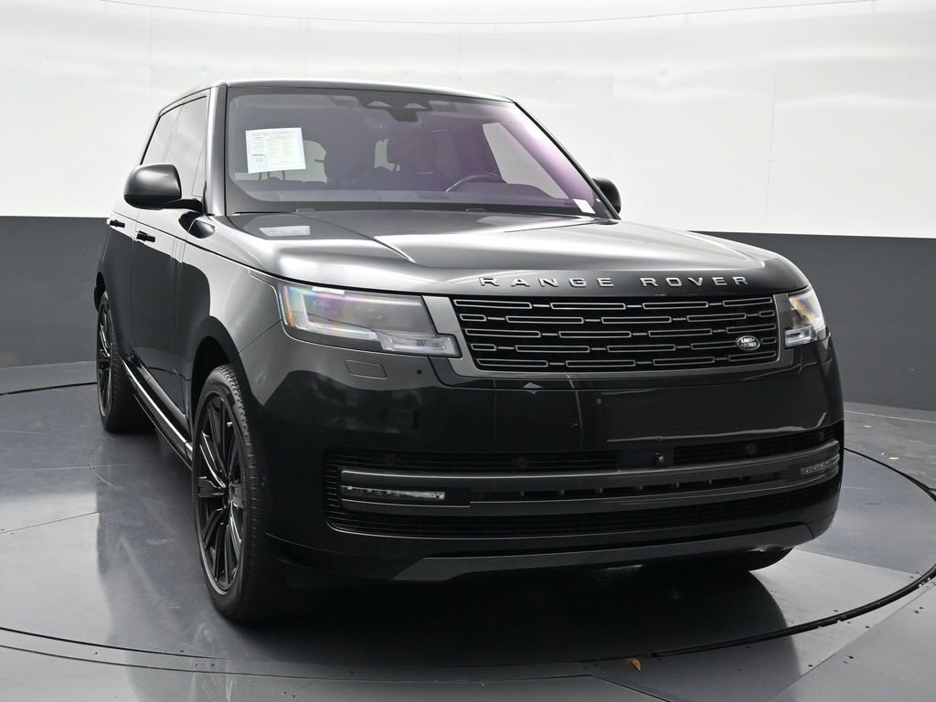 Used 2023 Land Rover Range Rover SE image 7