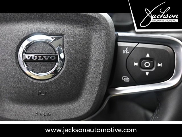 Used 2025 Volvo XC40 B5 Plus w/ Protection Package Premier image 14