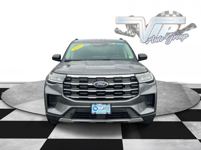 Used 2026 Ford Explorer Active AWD/4WD image 2