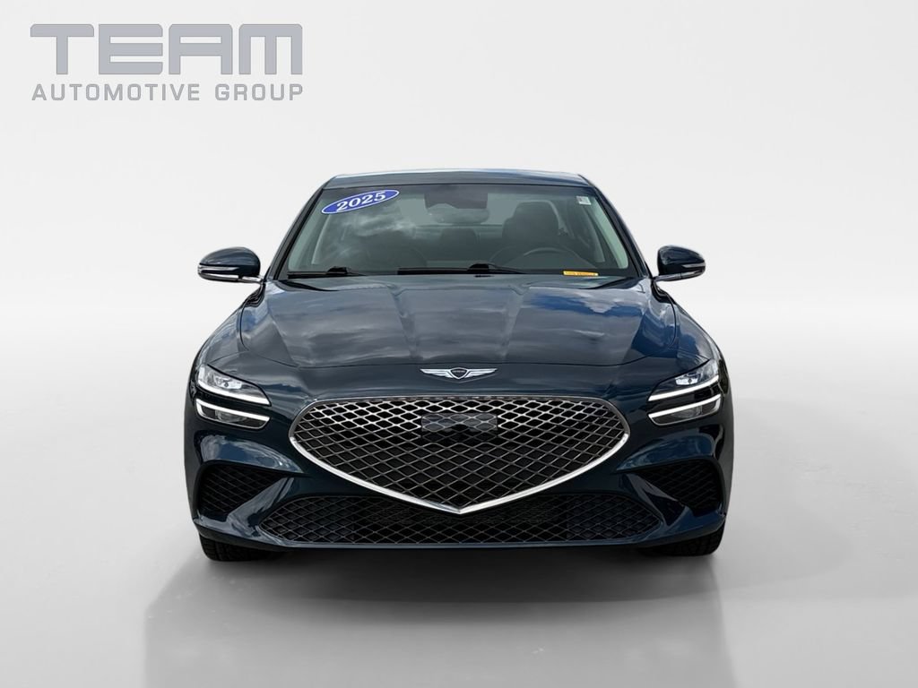 Used 2025 Genesis G70 2.5T AWD/4WD image 2