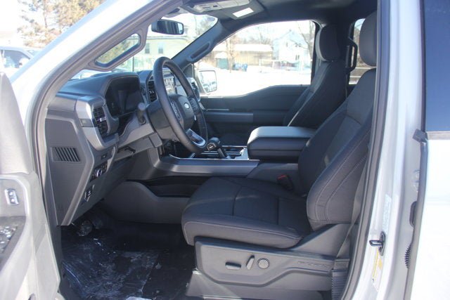 New 2026 Ford F150 XLT w/ Equipment Group 302A MID AWD/4WD image 28