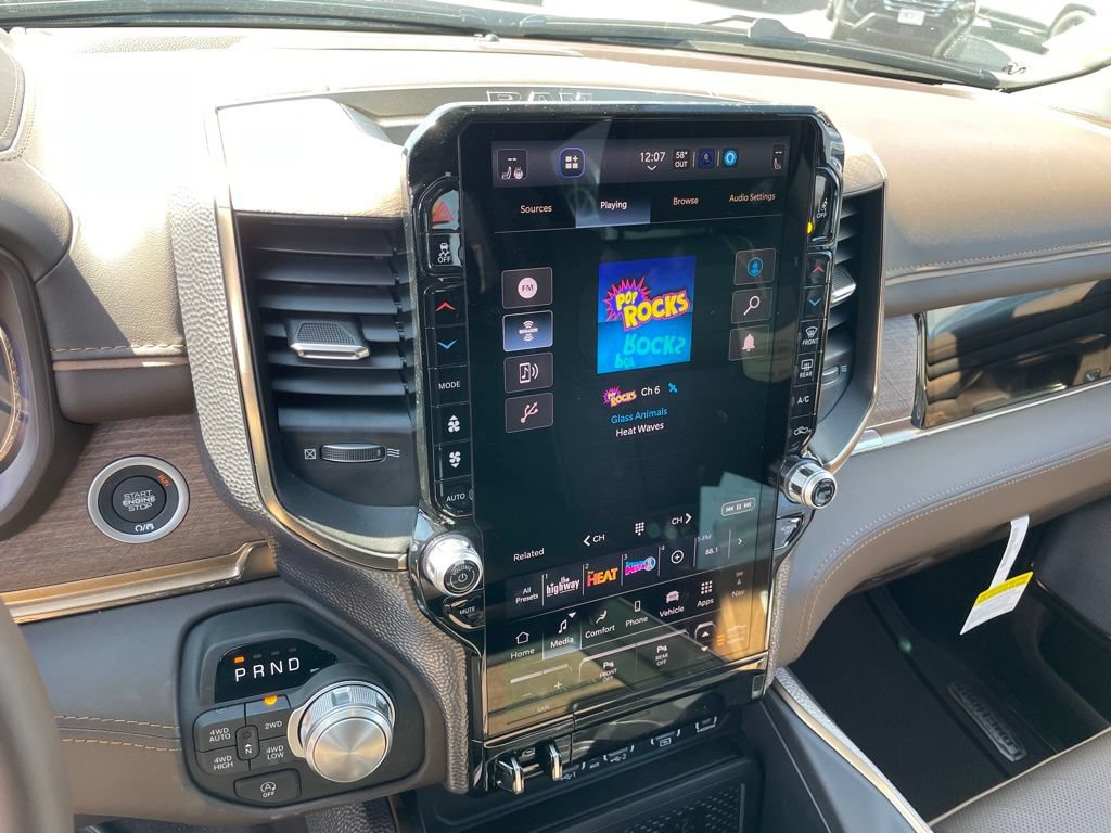 New 2026 RAM 1500 Limited AWD/4WD image 16