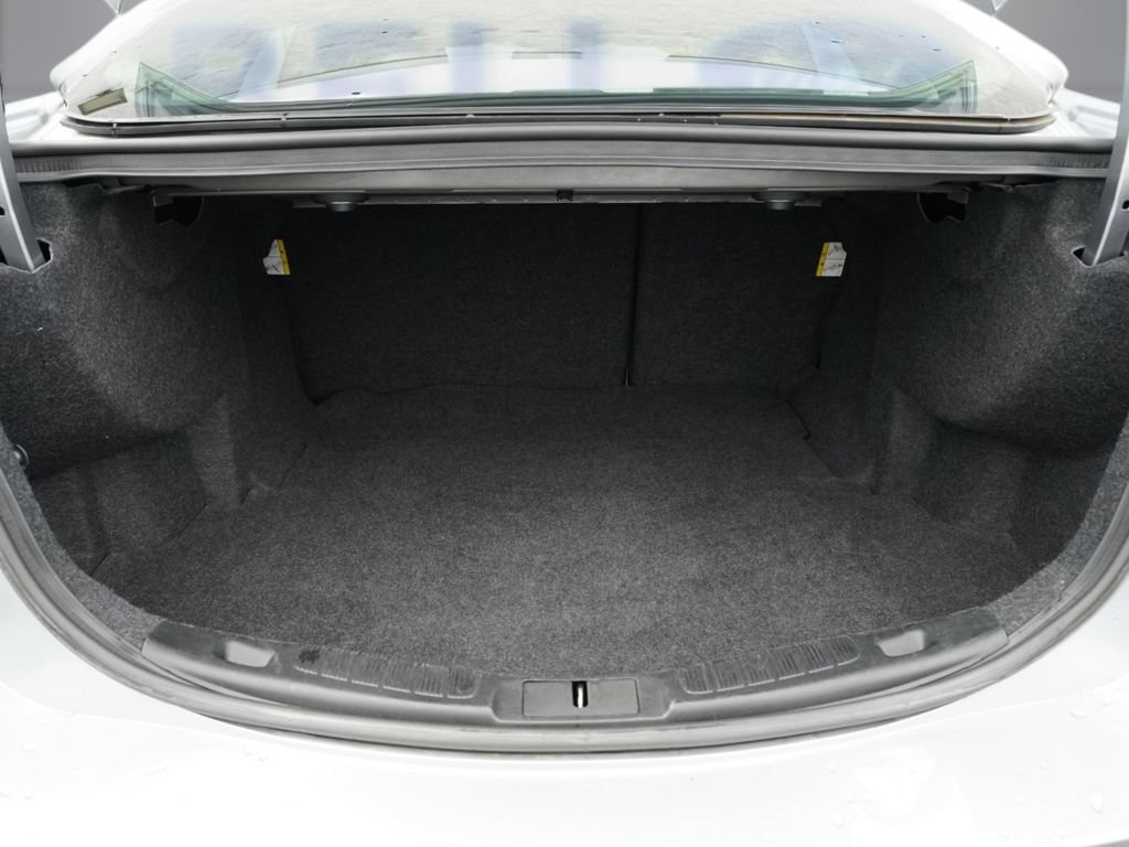Used 2020 Ford Fusion SEL FWD image 23