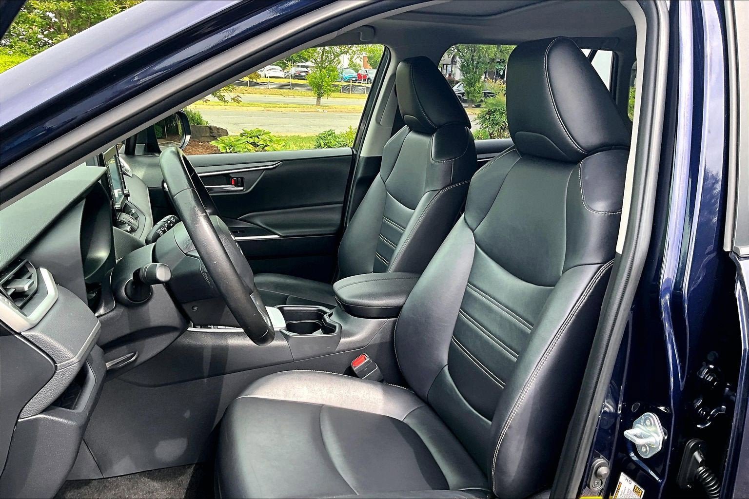 Used 2019 Toyota RAV4 XLE Premium w/ All Weather Liner Package AWD/4WD image 24