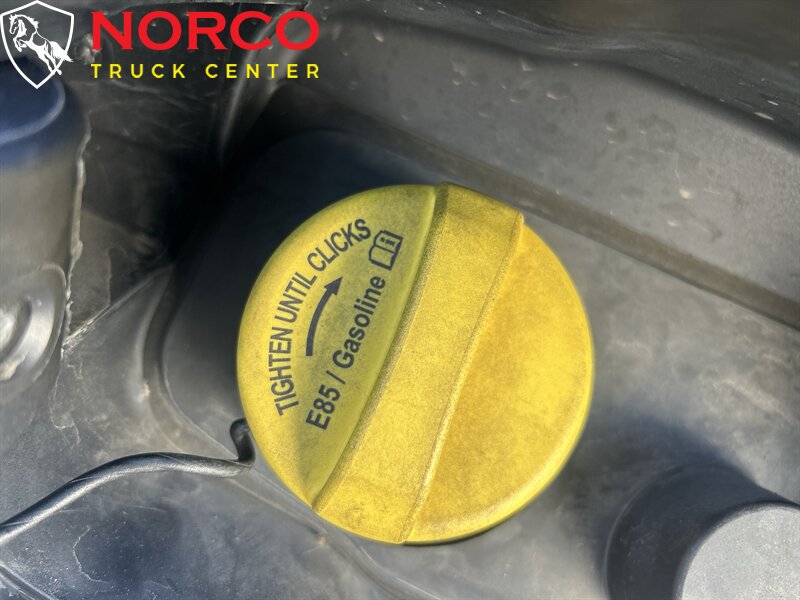 Used 2021 Ford F250 XL w/ Power Equipment Group RWD image 9