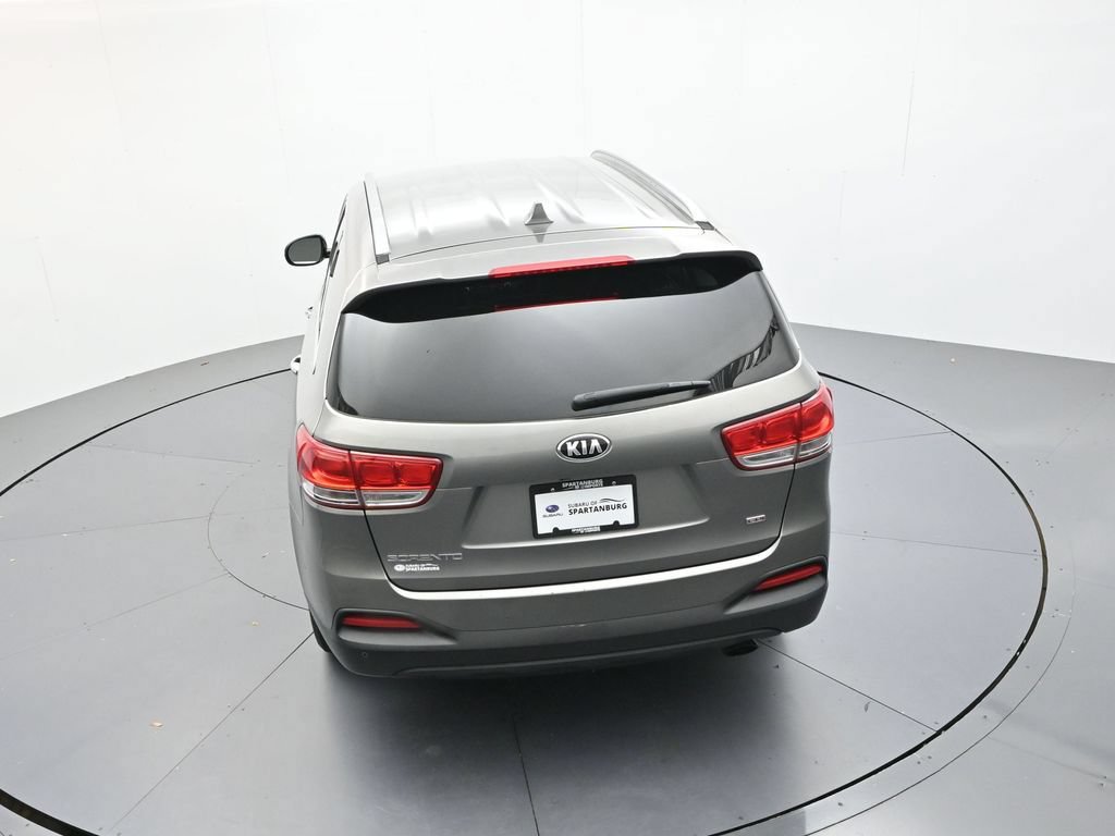 Used 2017 Kia Sorento FWD image 29