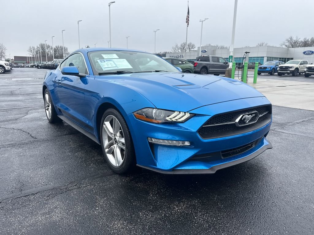 Used 2019 Ford Mustang Premium w/ Equipment Group 201A image 4