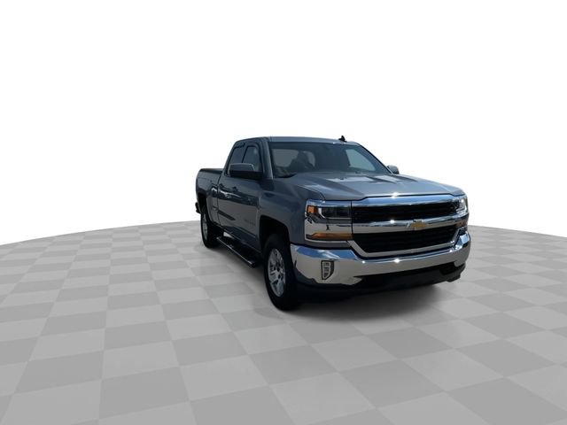 Used 2016 Chevrolet Silverado 1500 LT w/ All Star Edition AWD/4WD image 2