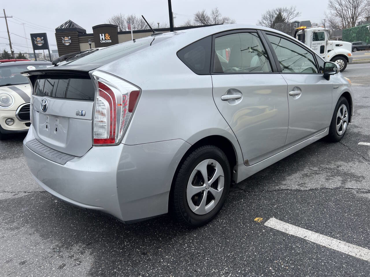 Used 2015 Toyota Prius Three w/ Solar Roof Package image 4