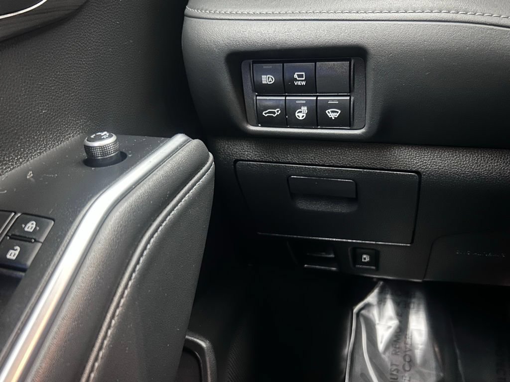 Used 2022 Toyota Highlander Platinum AWD/4WD image 21