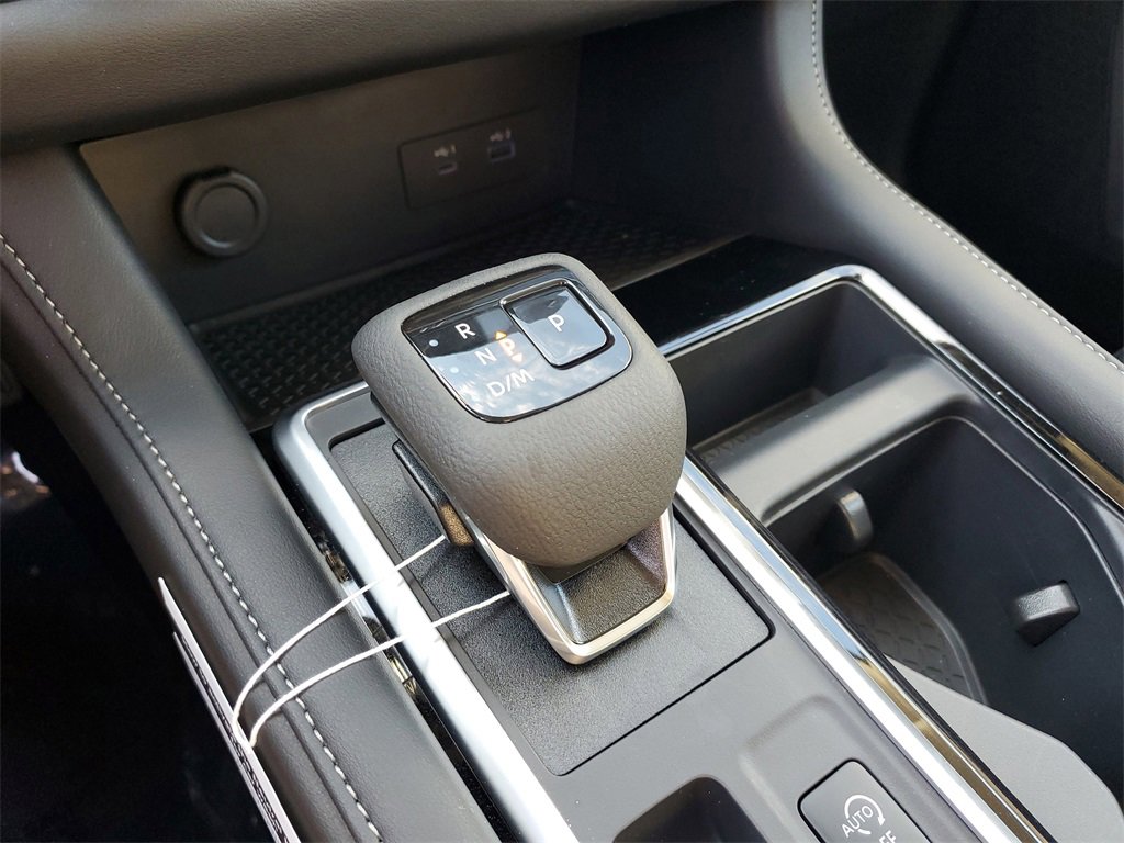 New 2025 Nissan Pathfinder SV w/ Cargo Package image 16