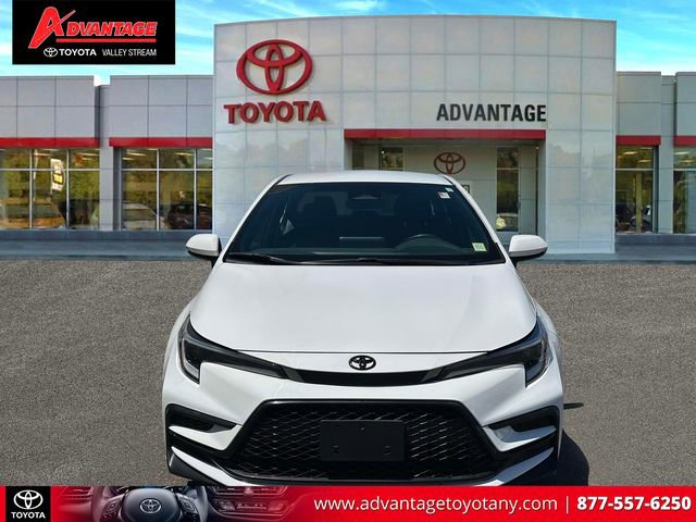 Used 2023 Toyota Corolla SE w/ Carpet Mat Package (TMS) FWD image 2
