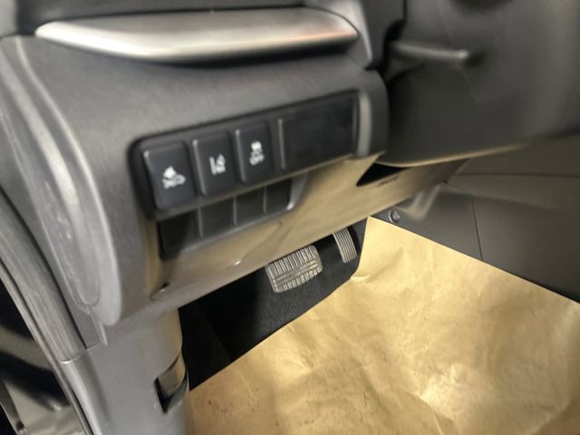 New 2026 Mitsubishi Eclipse Cross ES AWD/4WD image 22