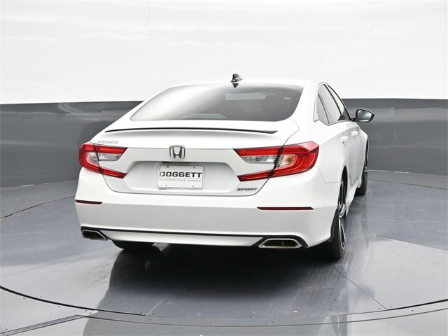 Used 2022 Honda Accord Sport image 11