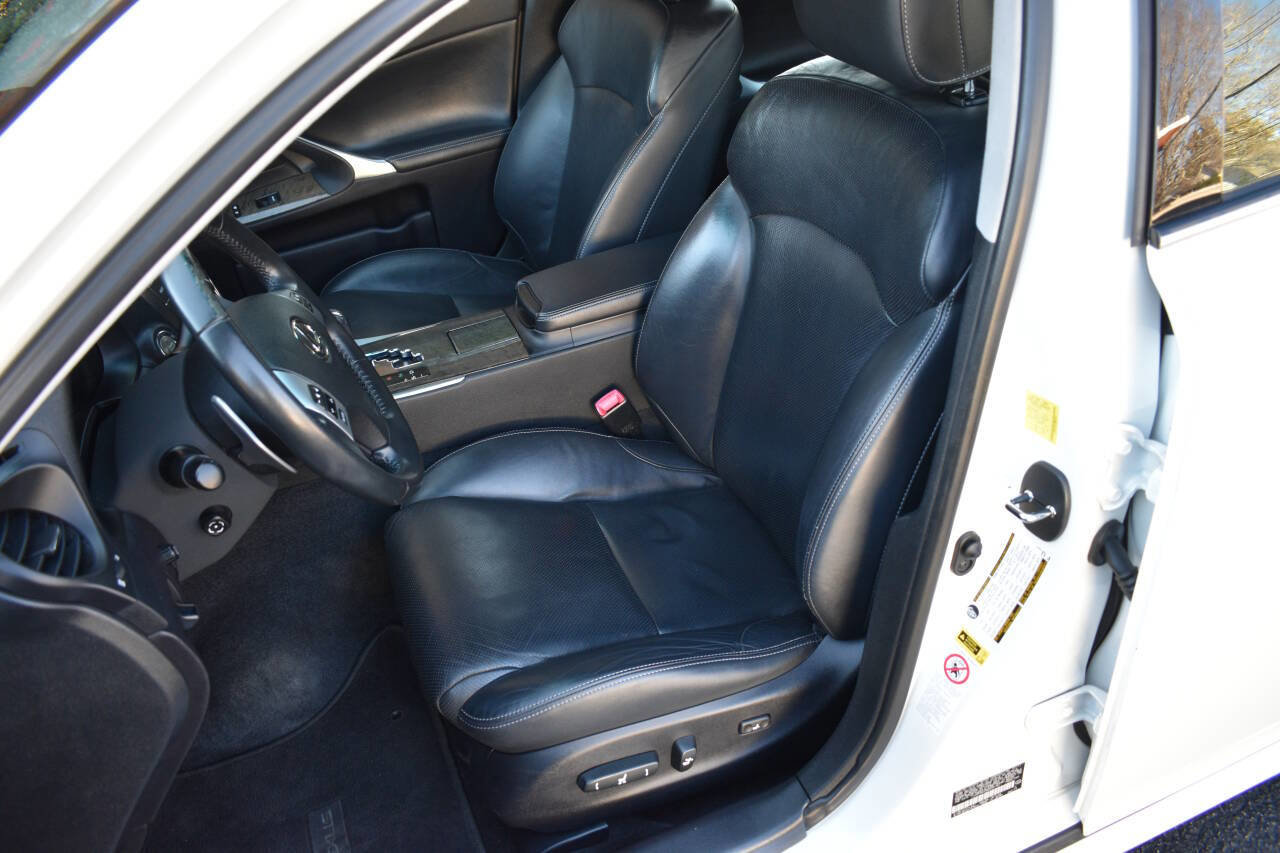 Used 2011 Lexus IS 250 AWD image 18