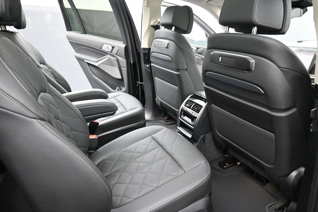 New 2026 BMW X7 xDrive40i w/ Executive Package AWD/4WD image 22