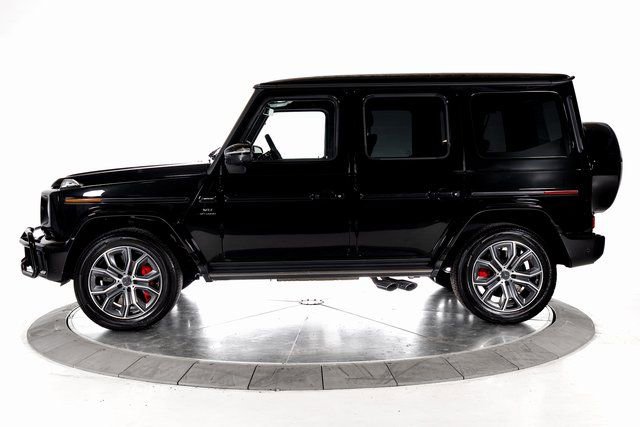 Used 2025 Mercedes-Benz G 63 AMG 4MATIC image 2