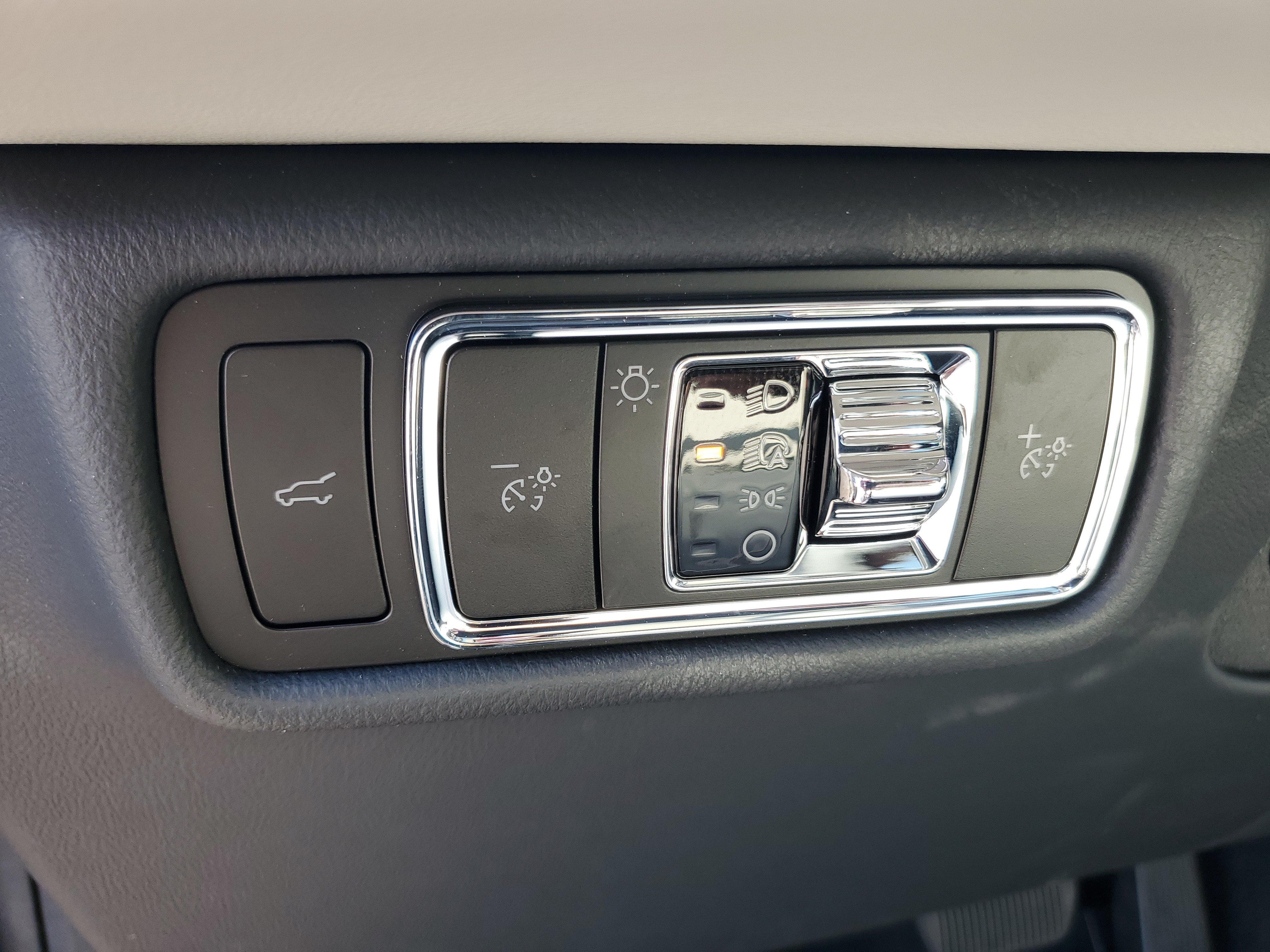New 2026 Lincoln Aviator Reserve w/ Jet Appearance Package AWD/4WD image 13