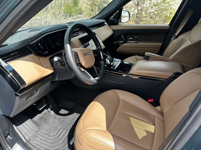 Certified 2024 Land Rover Range Rover Sport SE AWD/4WD image 10