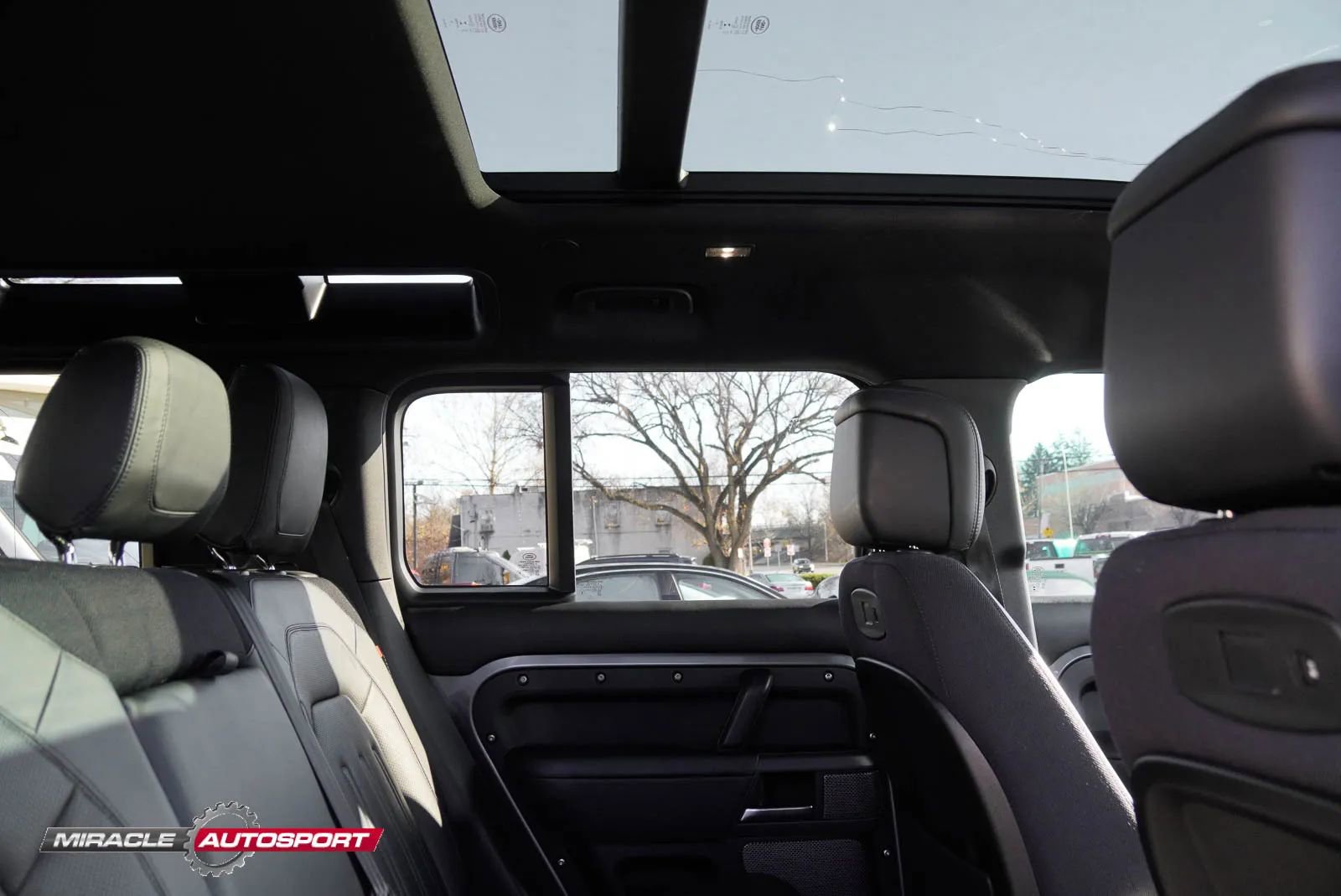 Used 2020 Land Rover Defender 110 X image 37