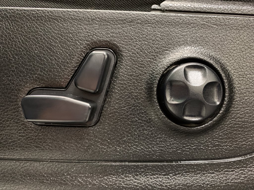 Used 2019 RAM 1500 Big Horn AWD/4WD image 18