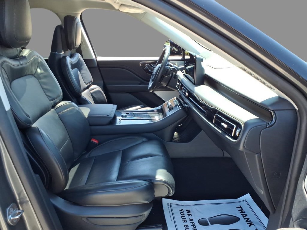 Certified 2025 Lincoln Aviator Reserve w/ Equipment Group 201A AWD/4WD image 14