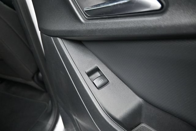 Used 2025 Chevrolet Equinox LT FWD image 45