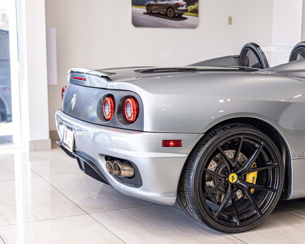 Used 2001 Ferrari 360 Spider image 12