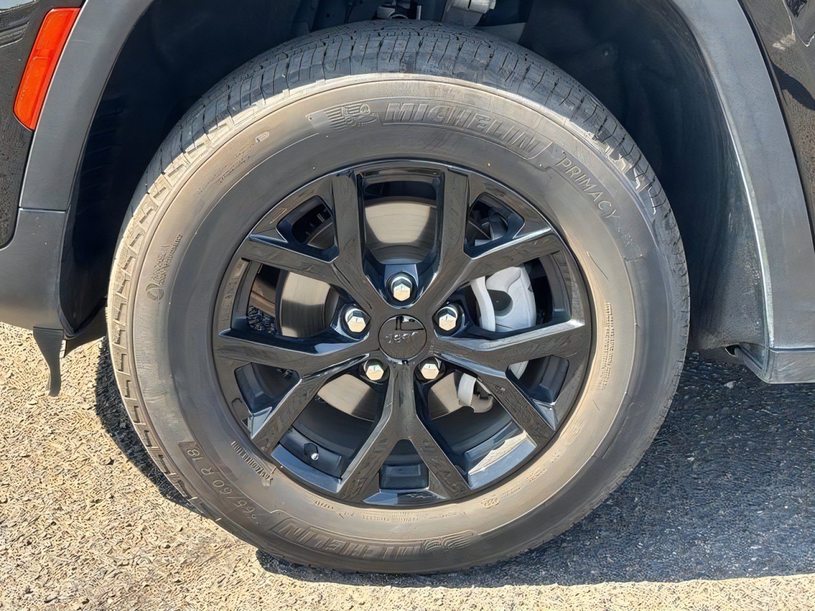 Used 2025 Jeep Grand Cherokee Altitude AWD/4WD image 10