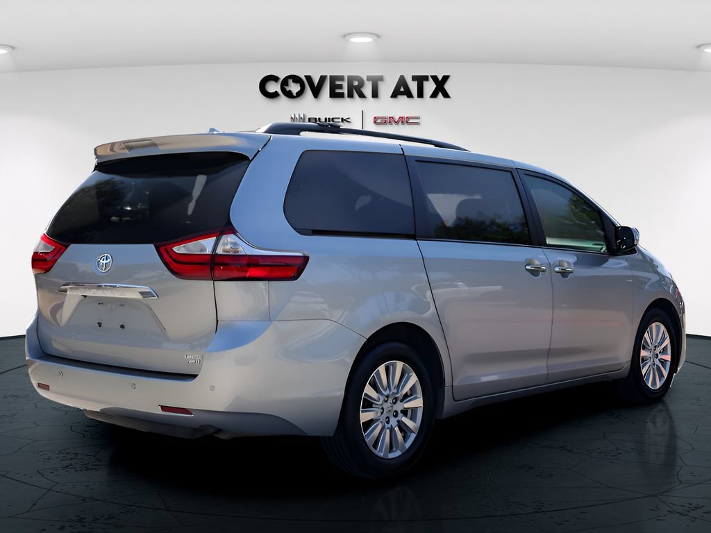 Used 2017 Toyota Sienna Limited Premium AWD/4WD image 7